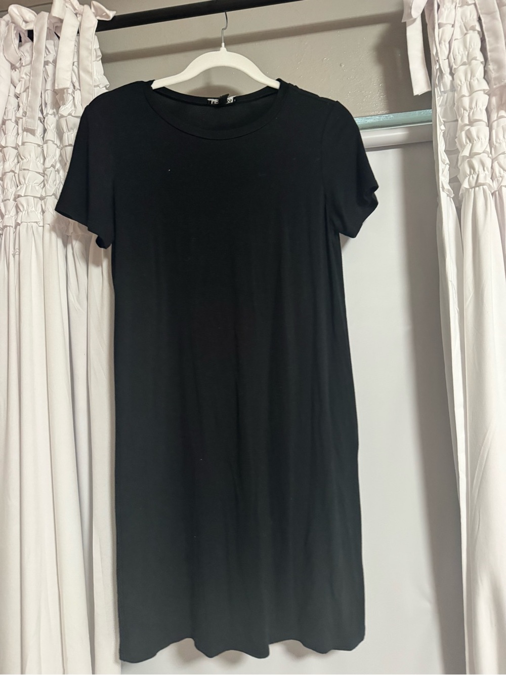 Express Black Short Sleeve Shift Dress